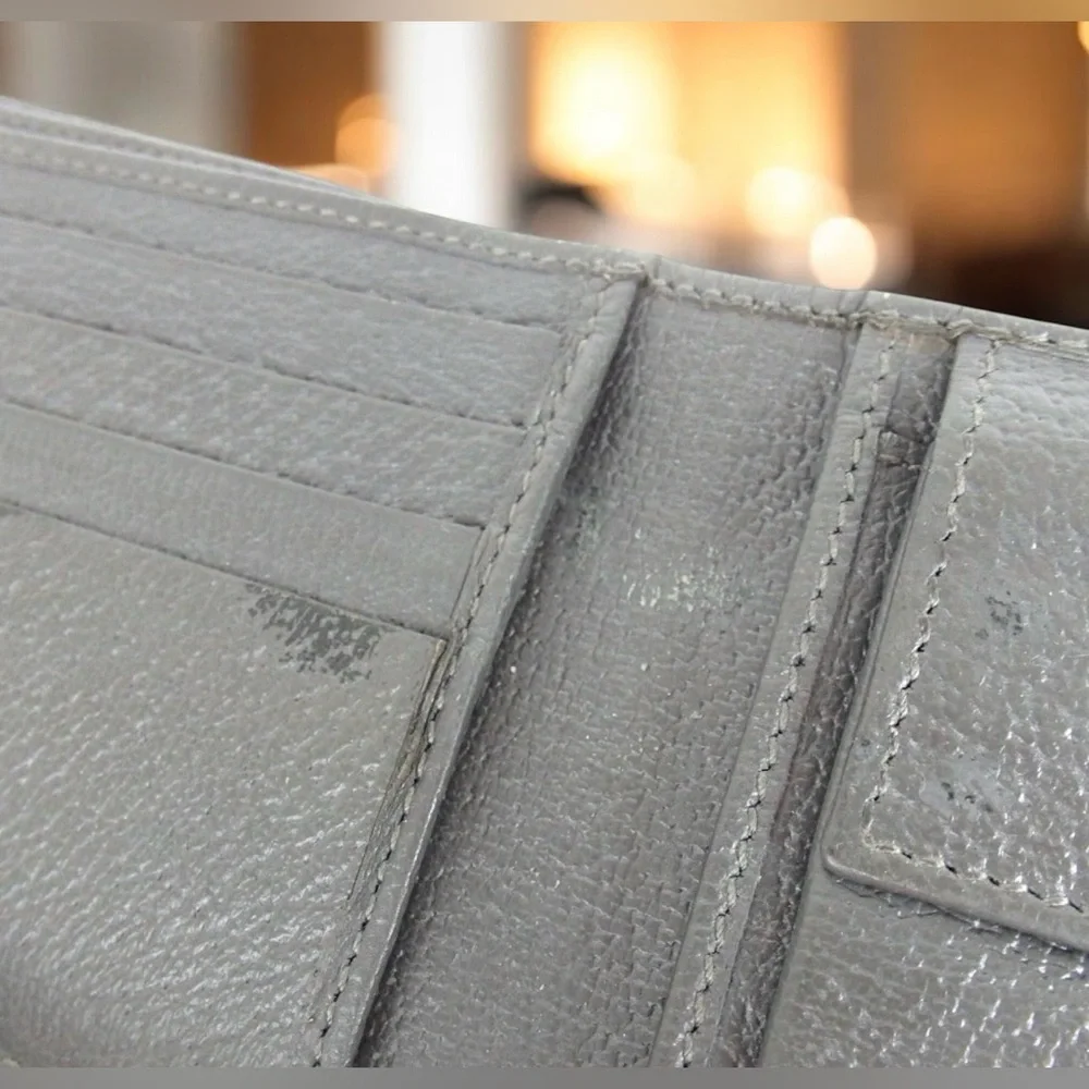 GUCCI Interlocking GG Bifold Wallet 😍